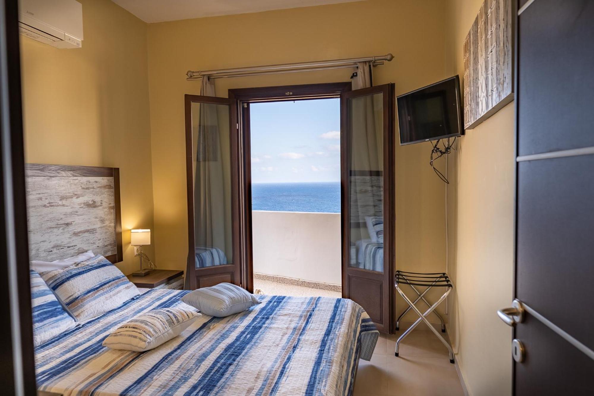 Theoxenia Kasos Luxury Apartments Panagia  Екстер'єр фото